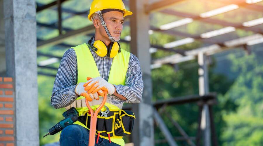 Professional gutter cleaning in Hermiston, OR